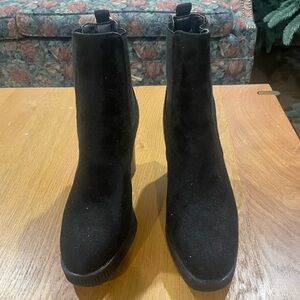 Seven7 Munich Black Ladies Booties Size 6M